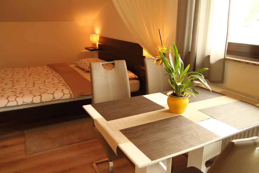 Apartments Strmac สลูน ภายนอก รูปภาพ
