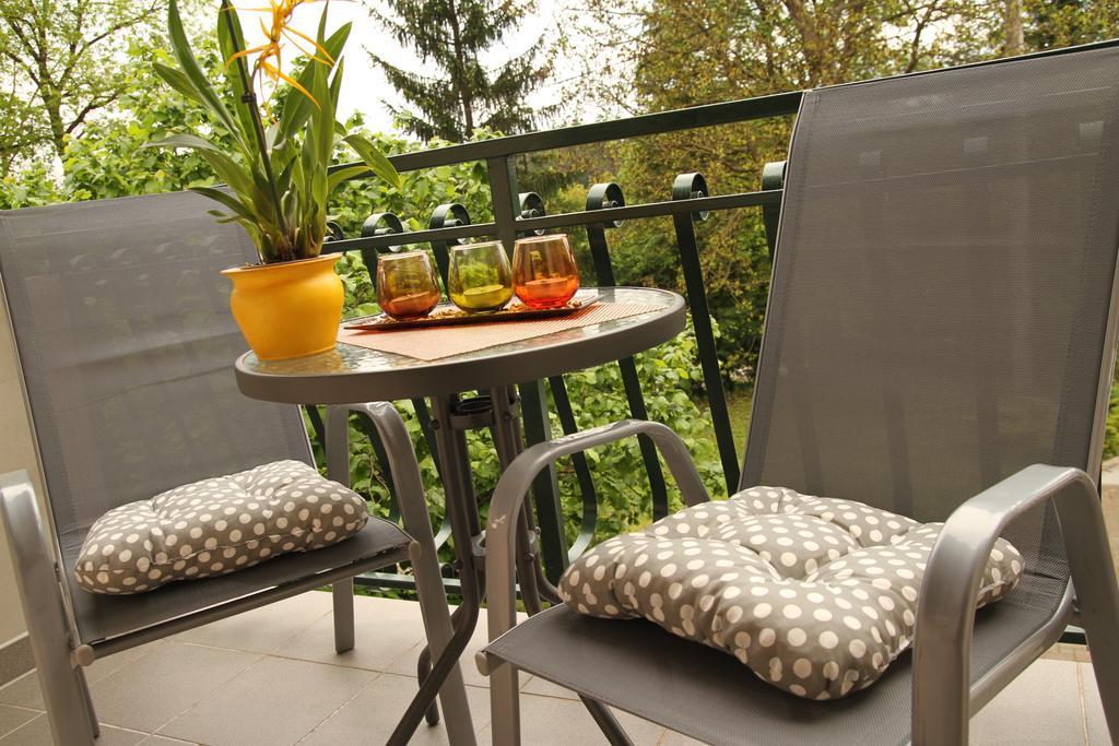 Apartments Strmac สลูน ภายนอก รูปภาพ